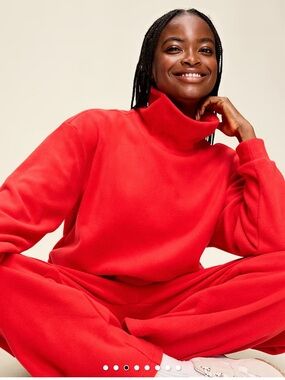 Old Navy 3XL Turtleneck Fleece Sweater in Bright Red